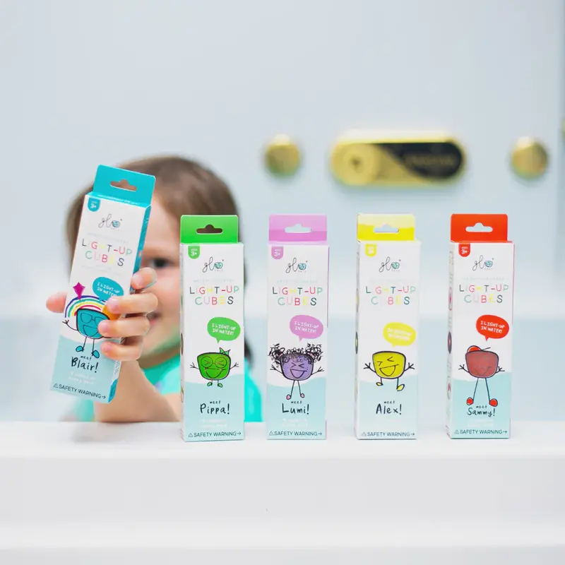 Glo Pal Light-Up Bath Cube – Interactive Water Toy 1