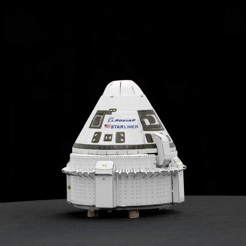 Metal Earth Boeing Starliner 3D Metal Model Kit 1